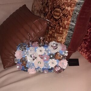 🌺BEBE BLUE FLORAL Embellished Clutch/Purse